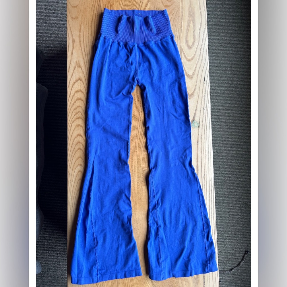 Free People Good Karma Flare Leggings NWOT